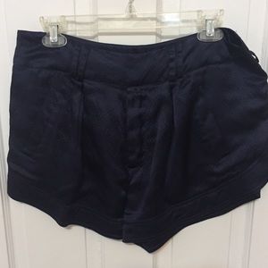 Madison Marcus size M blue silk shorts